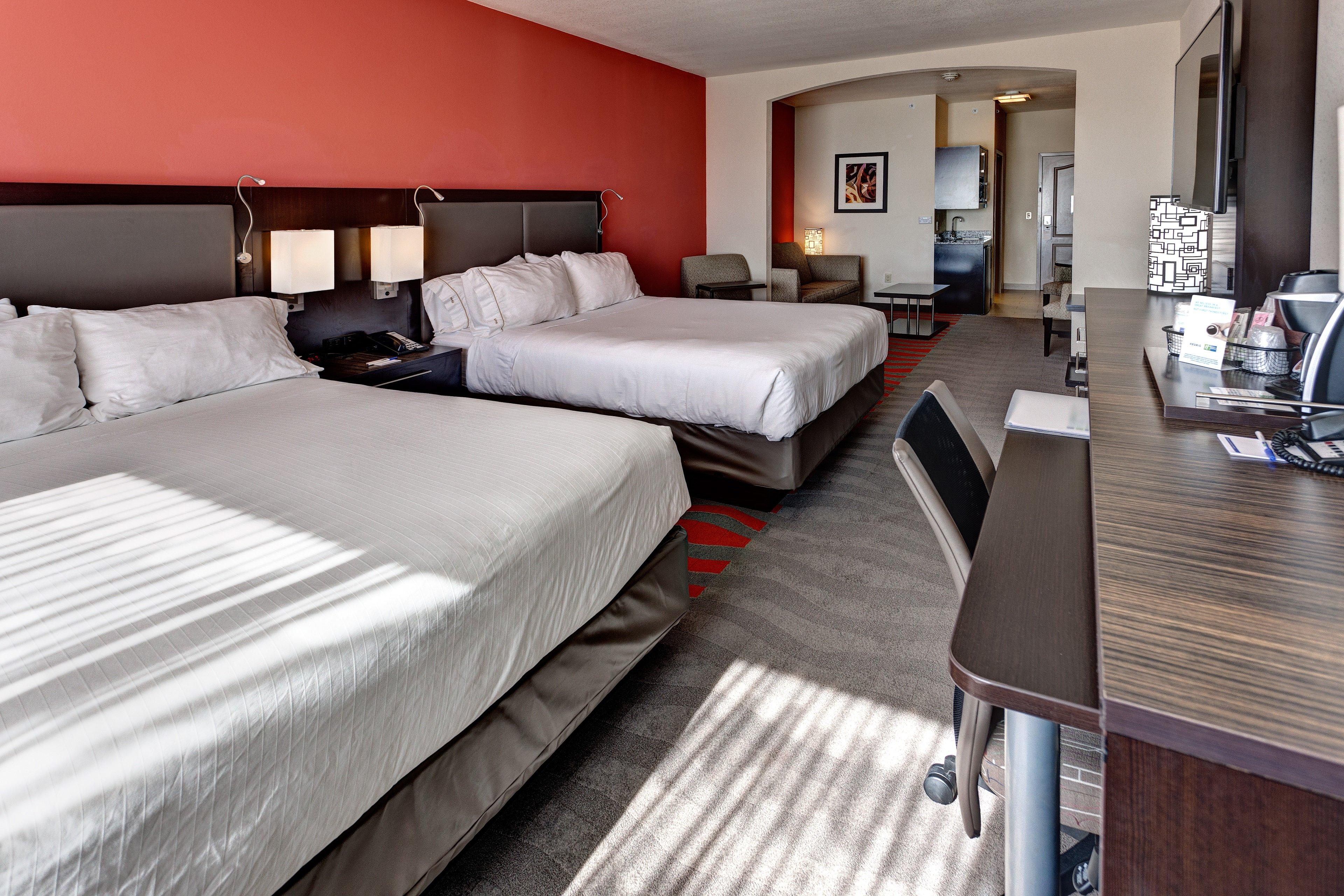 Holiday Inn Express Northwest Maize By Ihg Exterior photo