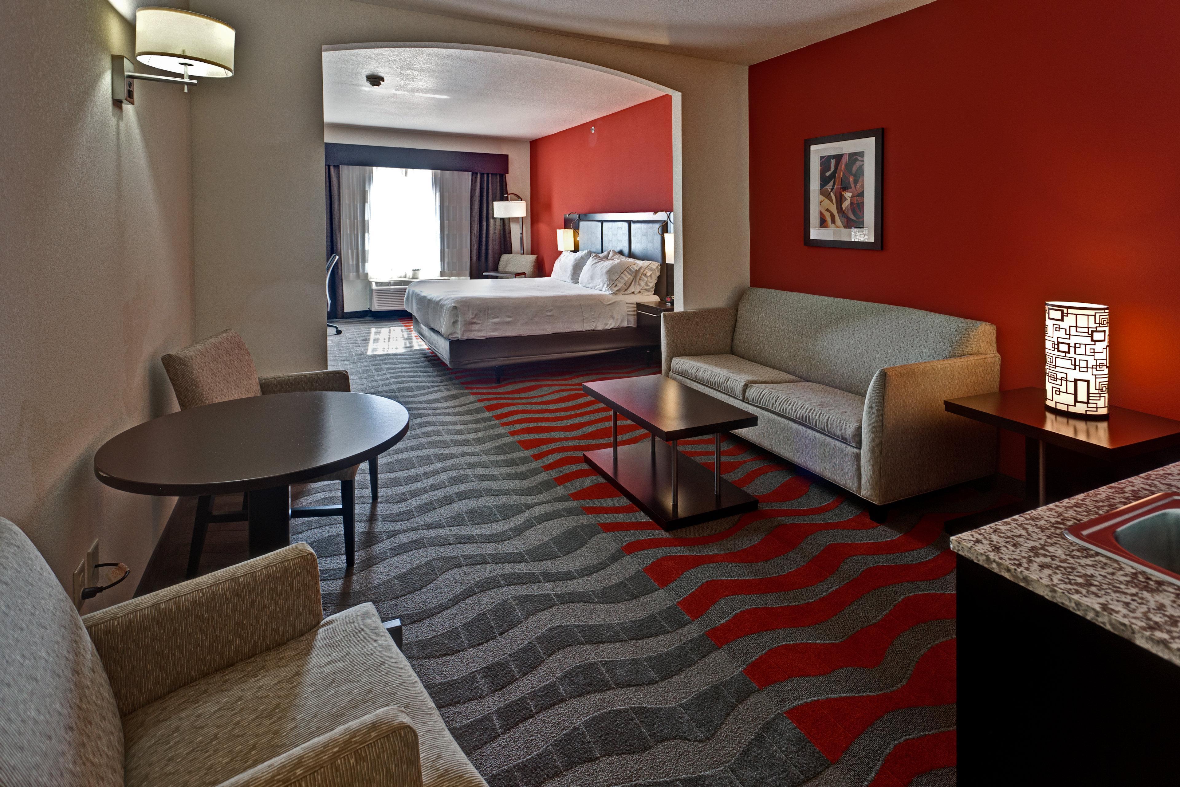 Holiday Inn Express Northwest Maize By Ihg Exterior photo